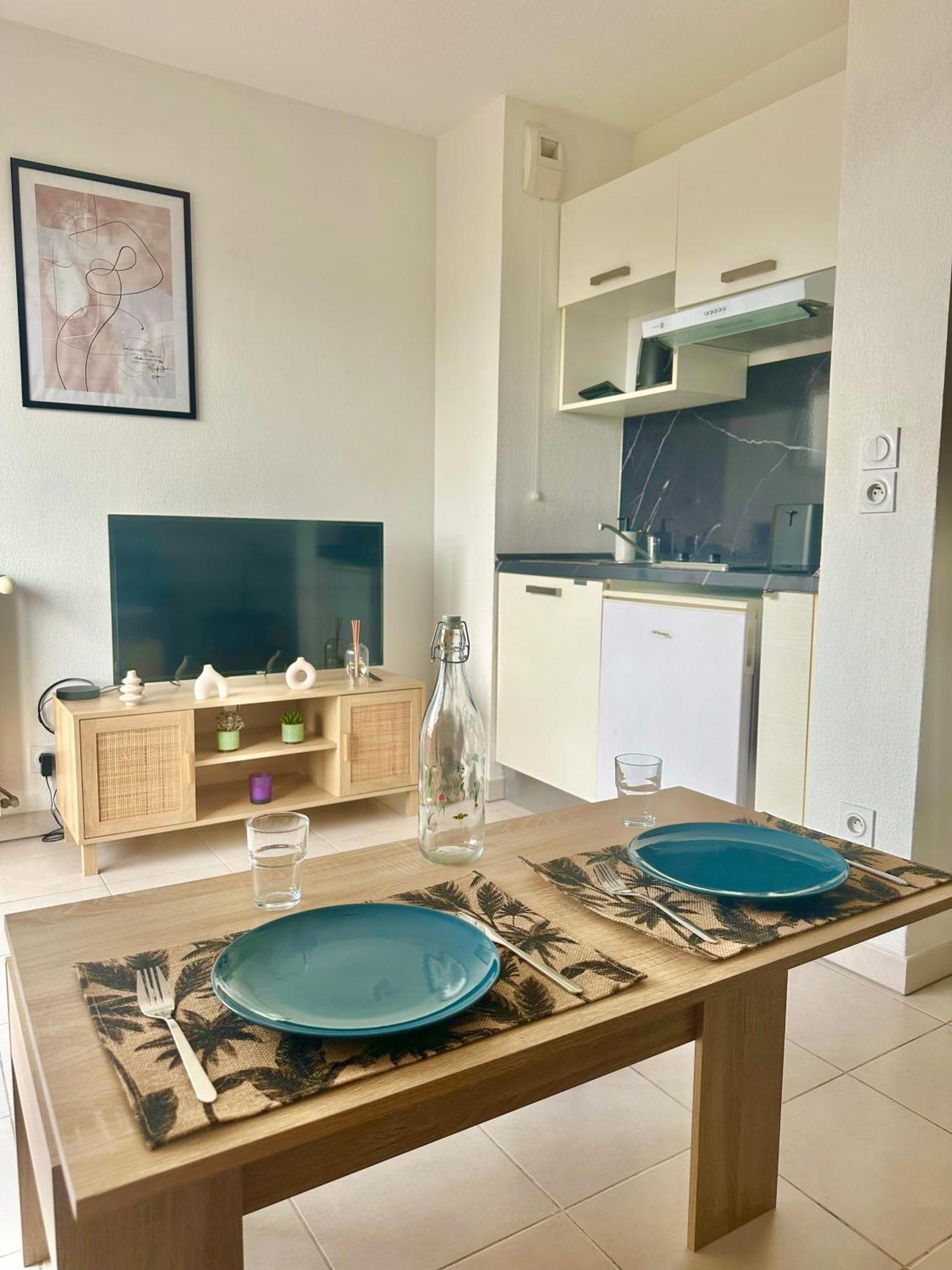Cosy Studio Avec Parking Et Vue Feerique Ницца Экстерьер фото
