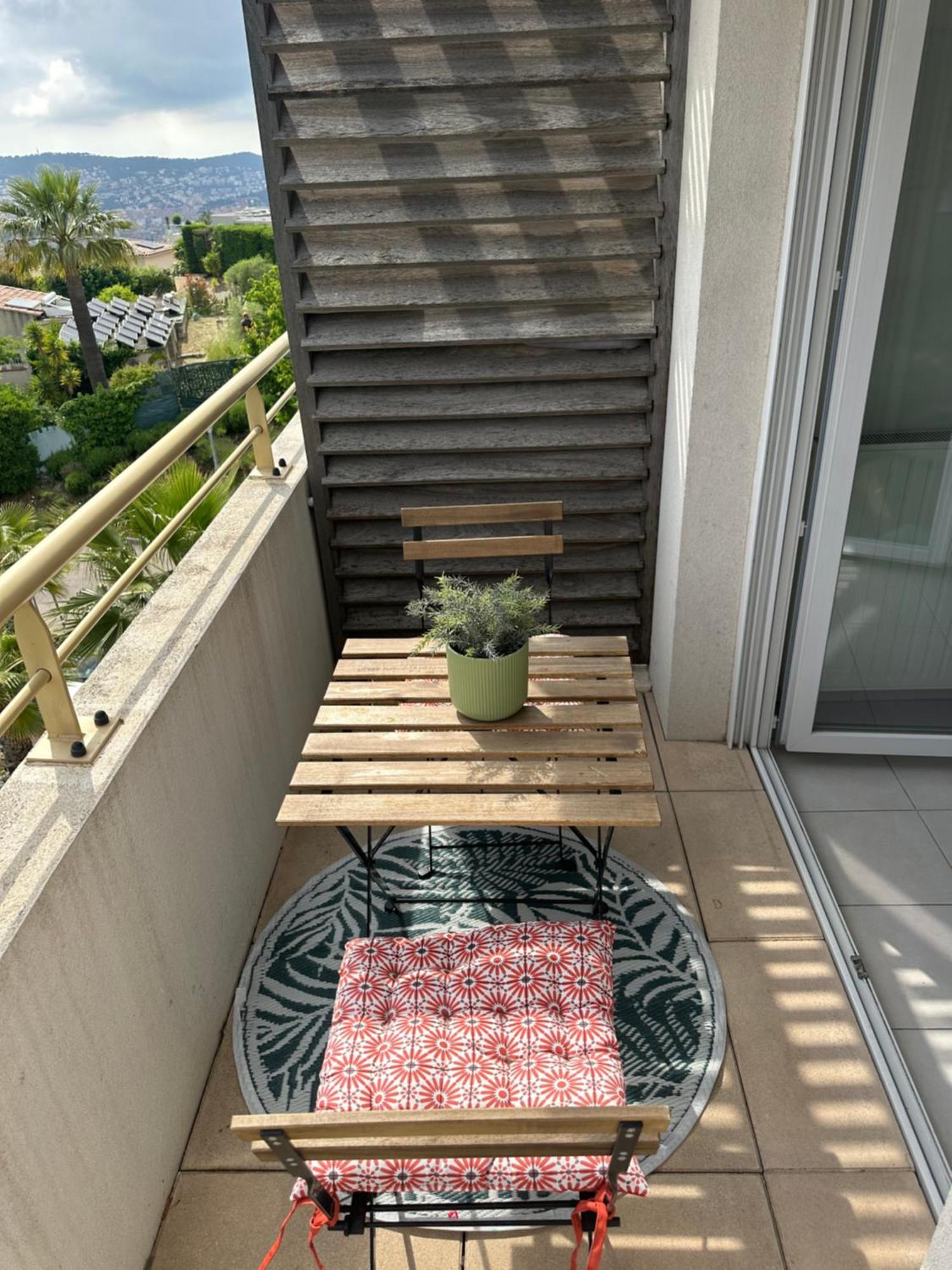 Cosy Studio Avec Parking Et Vue Feerique Ницца Экстерьер фото