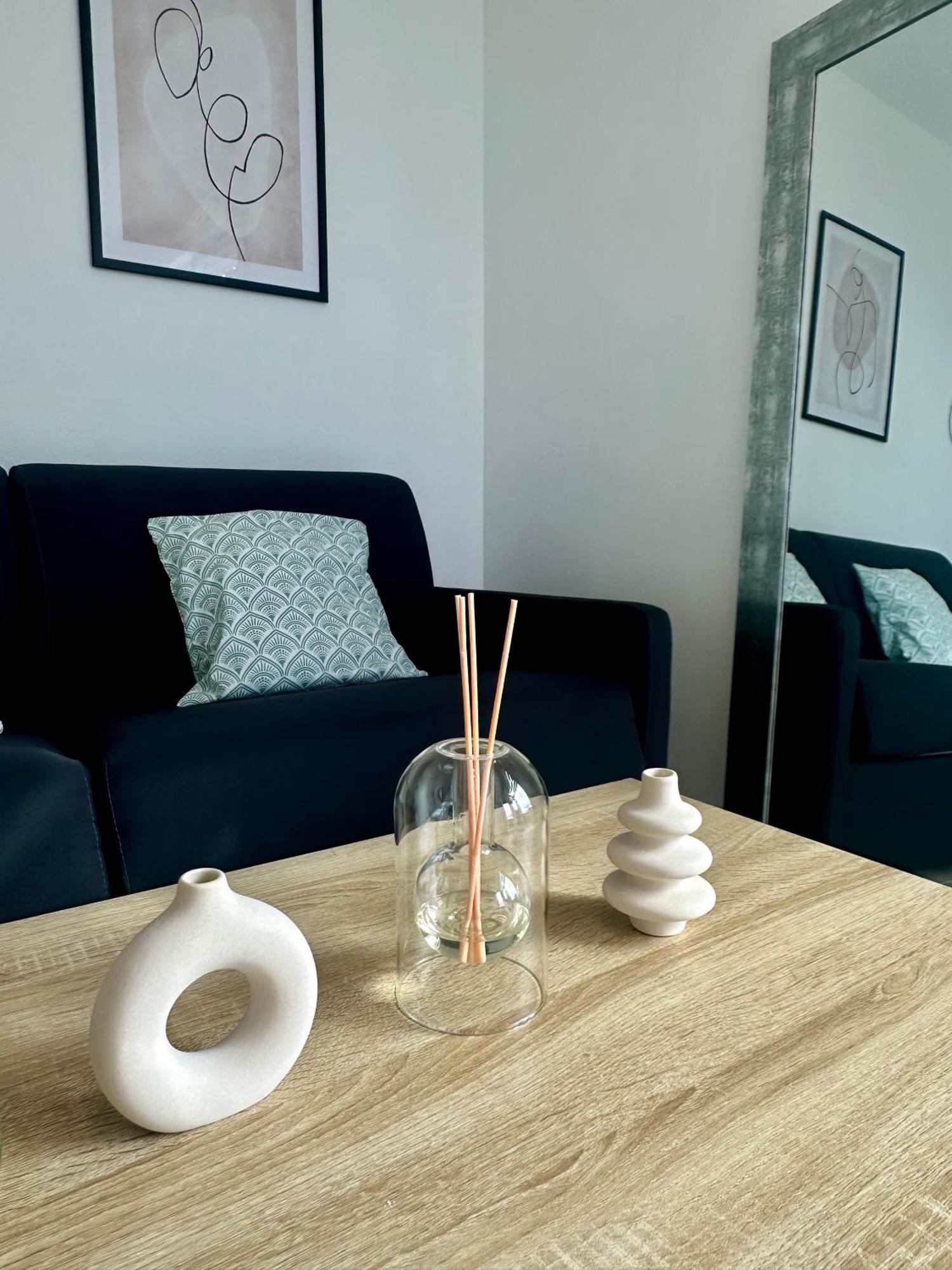Cosy Studio Avec Parking Et Vue Feerique Ницца Экстерьер фото